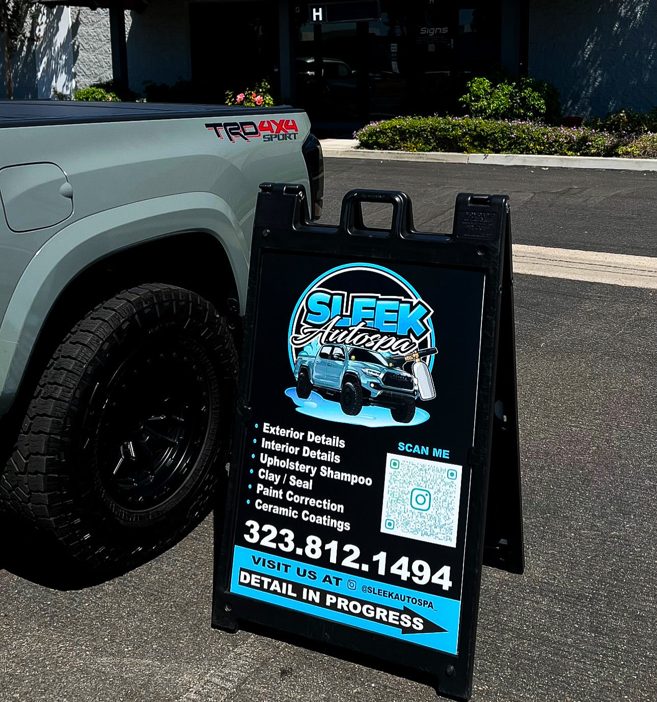 Heavy Duty A-FRAME w/prints