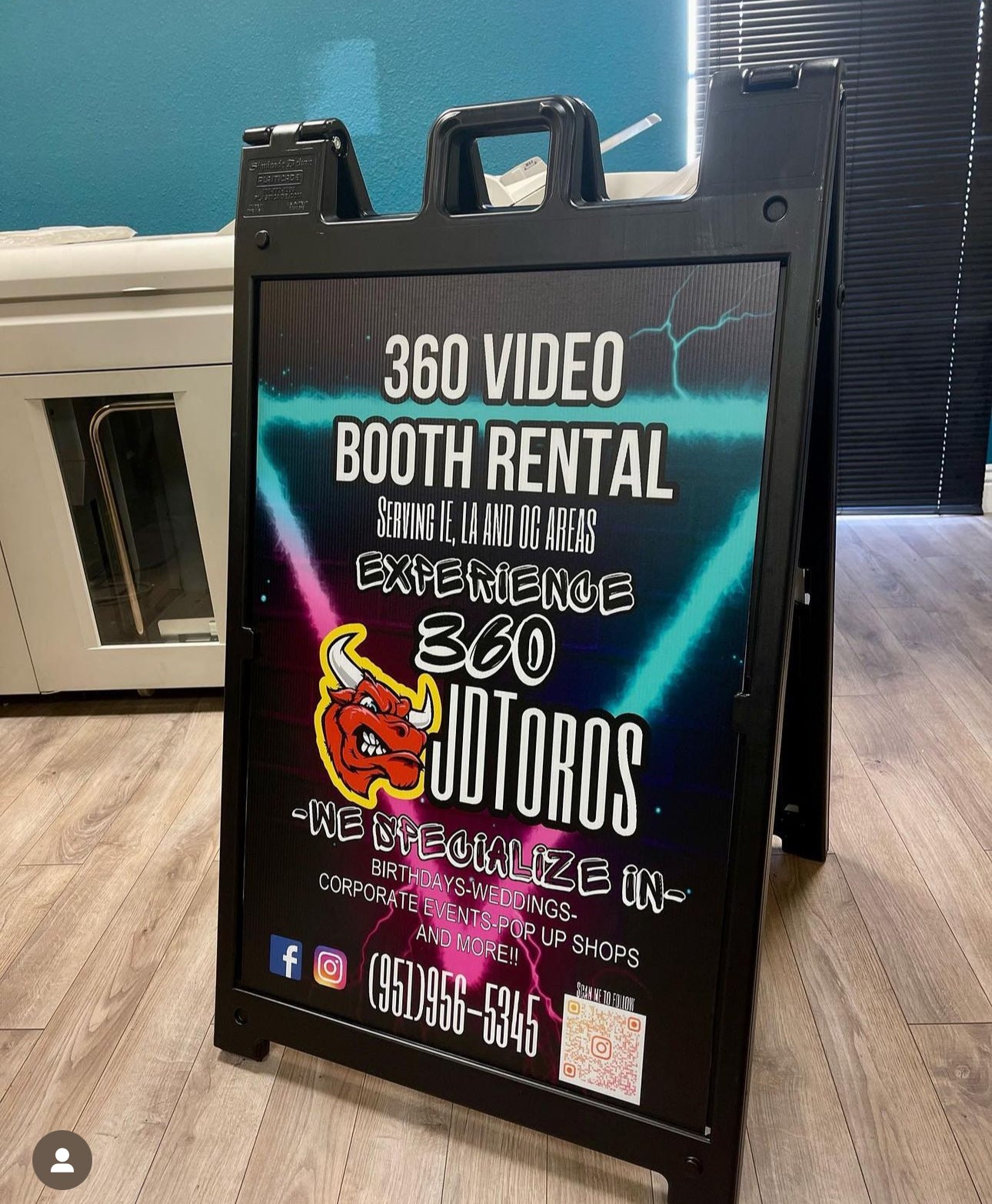 Heavy Duty A-FRAME w/prints included