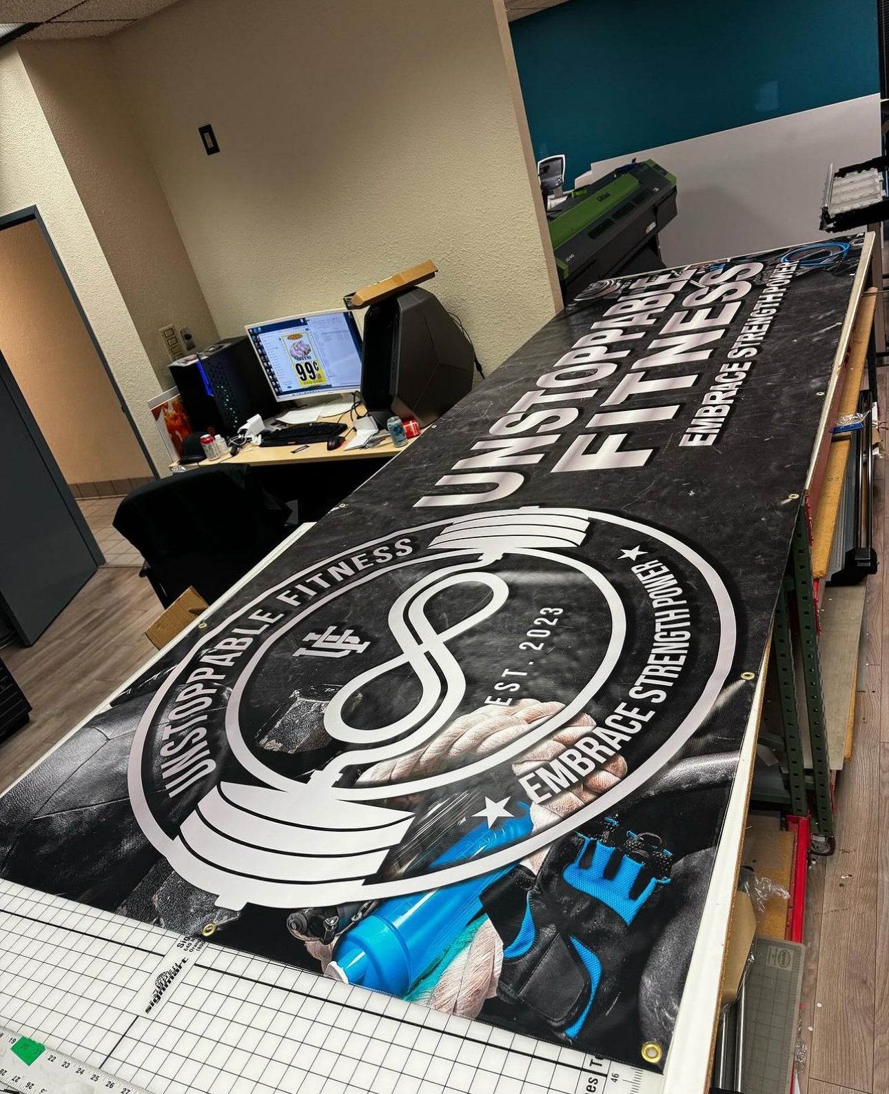 High Quality Custom Vinyl Banners!